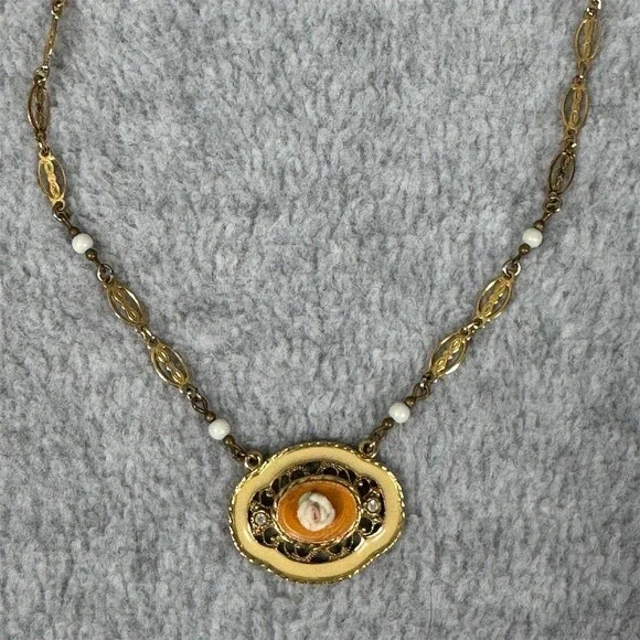 1928 Vintage Style Cameo Rose Pendant Necklace Gold Tone Filigree - Picture 2 of 7